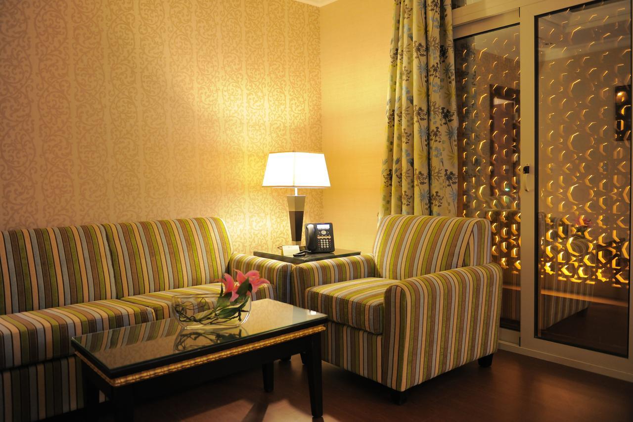 Suite Inn Hotel Riyadh Exteriör bild