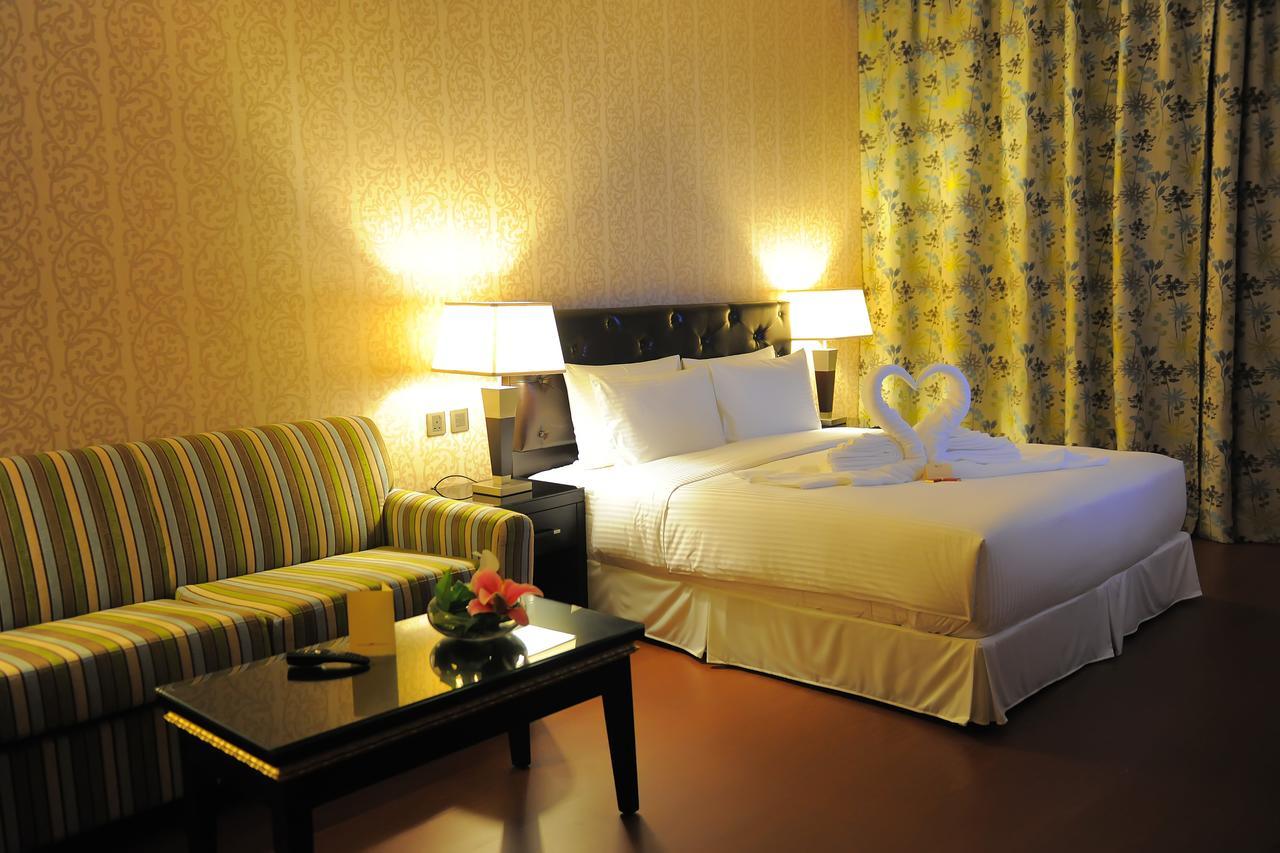 Suite Inn Hotel Riyadh Exteriör bild