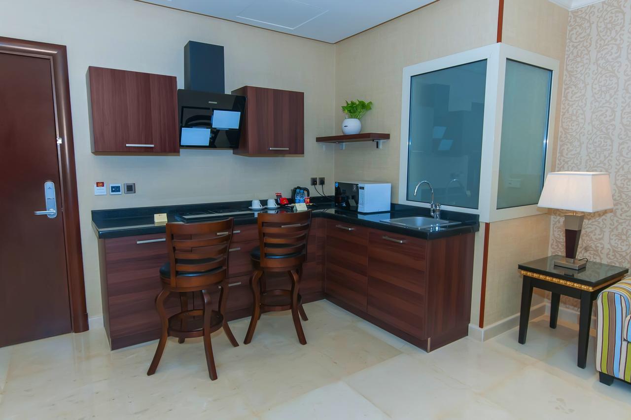 Suite Inn Hotel Riyadh Exteriör bild